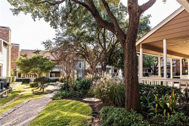 Foto del edificio - 8600 Coppertowne Ln