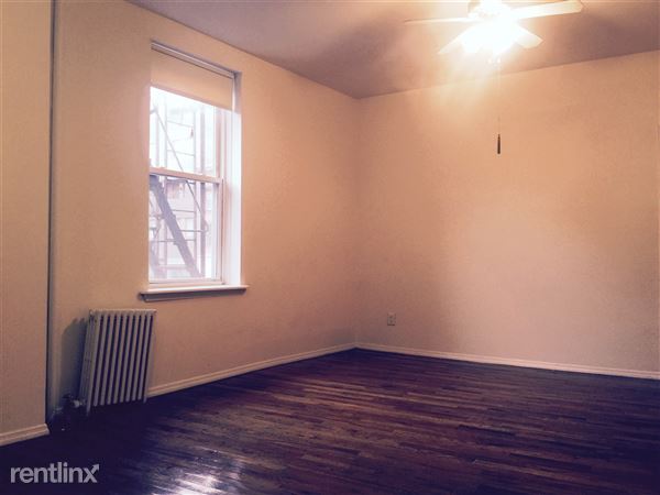 Building Photo - 301 Sackett St