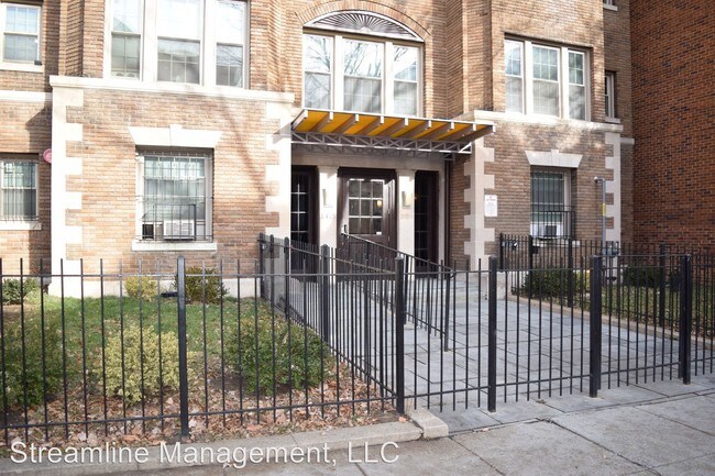 Foto del edificio - 1415 Girard St NW