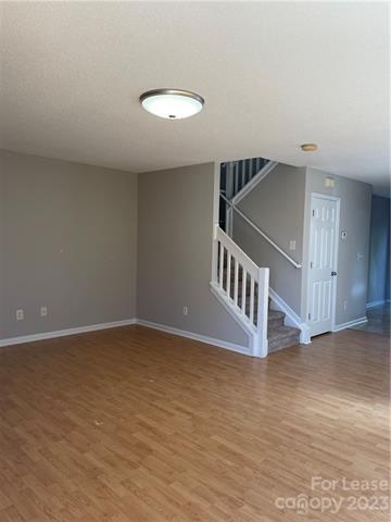 Building Photo - 131 Summerwood Dr