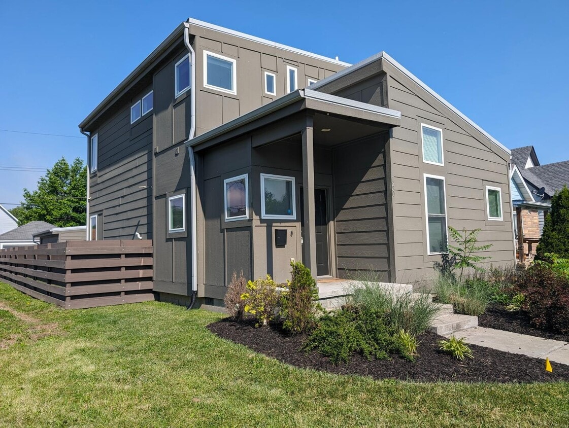 Photo - 1230 Harlan St