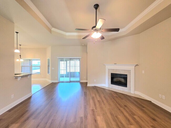 Foto del edificio - 6159 Winchester Cir