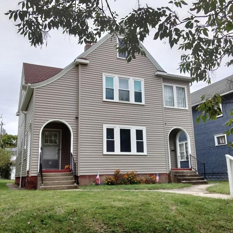 Primary Photo - 61 N Huron Ave