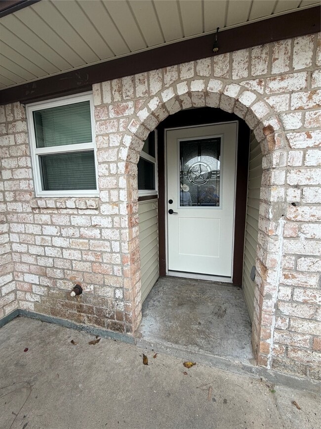 Building Photo - 11915 Hendon Ln