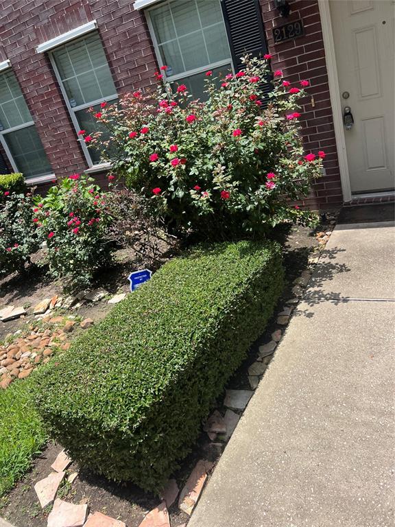 Building Photo - 2129 Kemah Village Dr