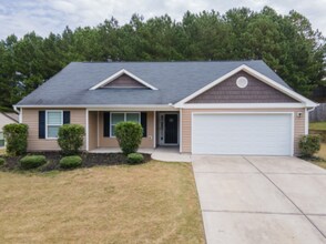 Building Photo - 2026 Jessica Dr