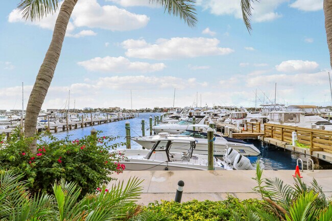 Foto del edificio - 806 E Windward Way
