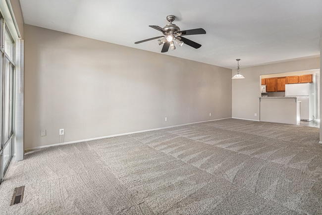 Building Photo - 4379 W Ponds Cir