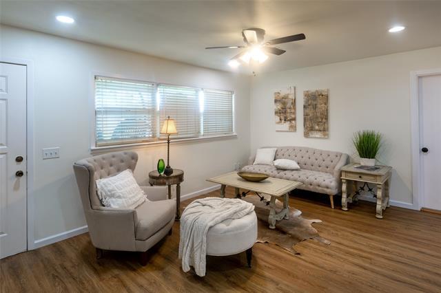 Building Photo - 522 Mill St