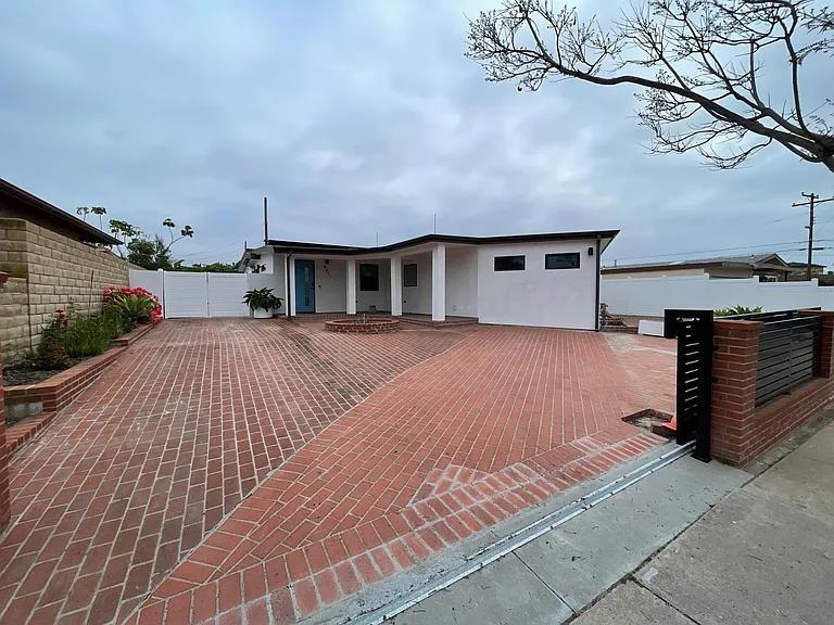 Foto principal - 4811 Appleton St