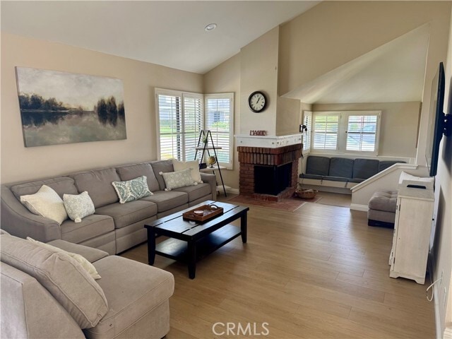 Building Photo - 17 Fallbrook