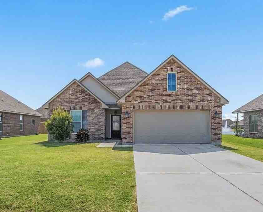 2116 Westbank Dr, Lake Charles, LA 70611 House Rental in Lake Charles