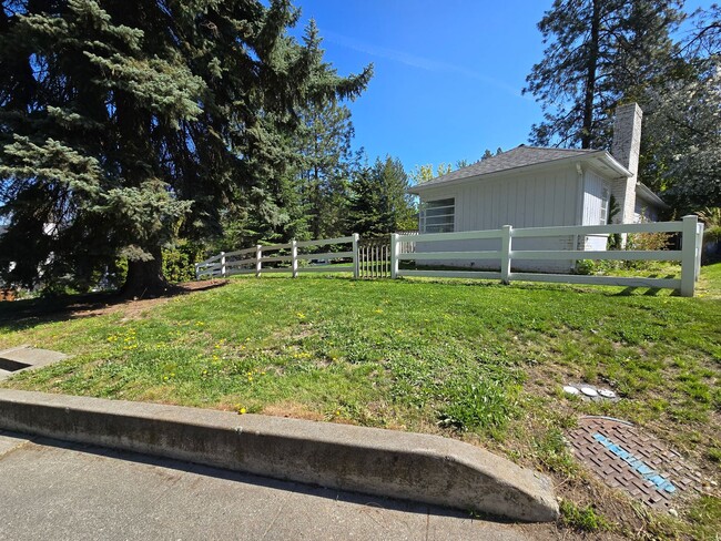 Foto del edificio - Adorable South Hill Home! Available Now!