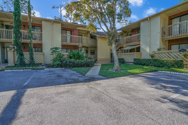 Building Photo - 13035 Albright Ct