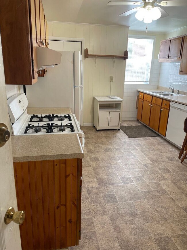 Building Photo - Hatteras Duplex