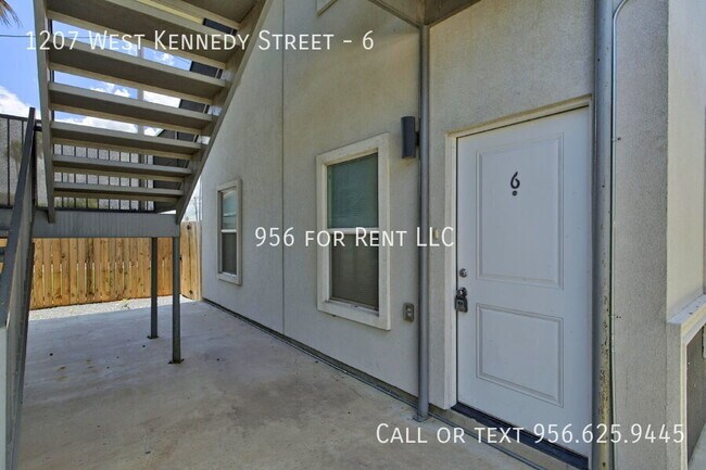 Foto del edificio - 1207 W Kennedy St