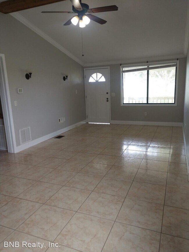 Foto del edificio - 3 br, 2 bath House - 10025 Pine Island Road