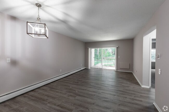 Interior Photo - Eastwood Terrace
