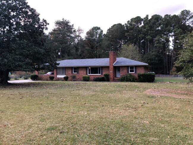 Foto del edificio - 1705 Jefferson Rd