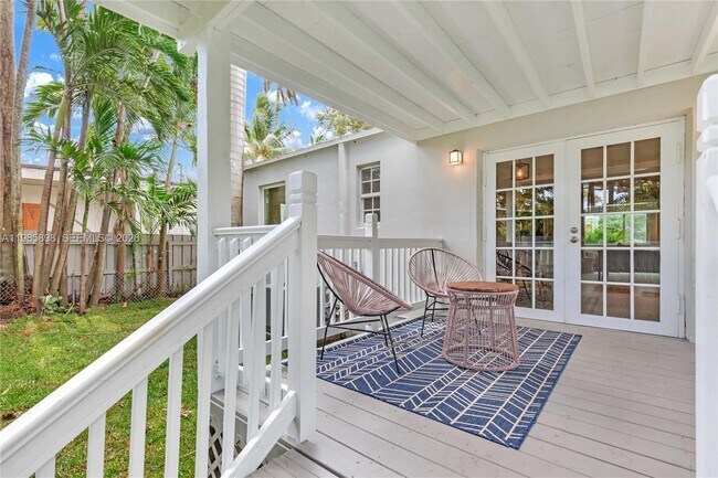 Foto del edificio - 1045 NE 84th St