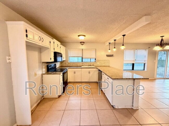 Foto del edificio - 6824 E 95th St