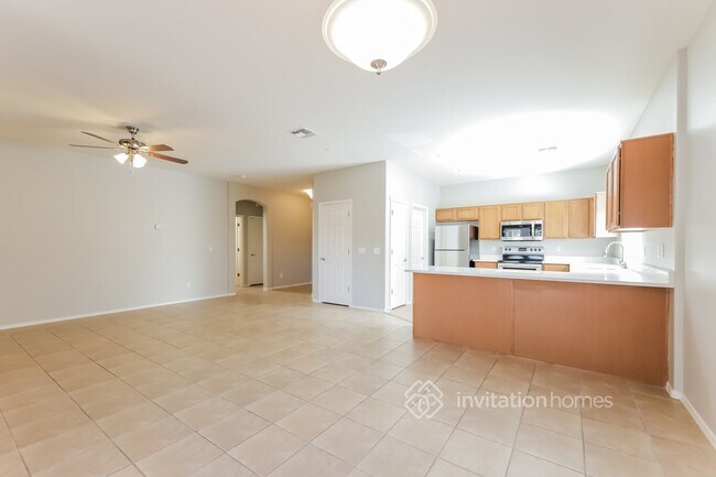 Building Photo - 2258 S 88th Dr