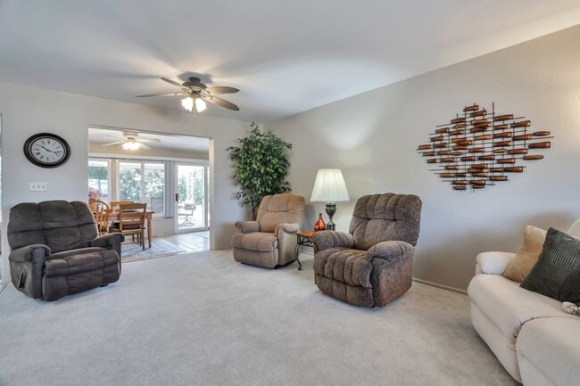 Foto del edificio - 10113 W Pebble Beach Dr