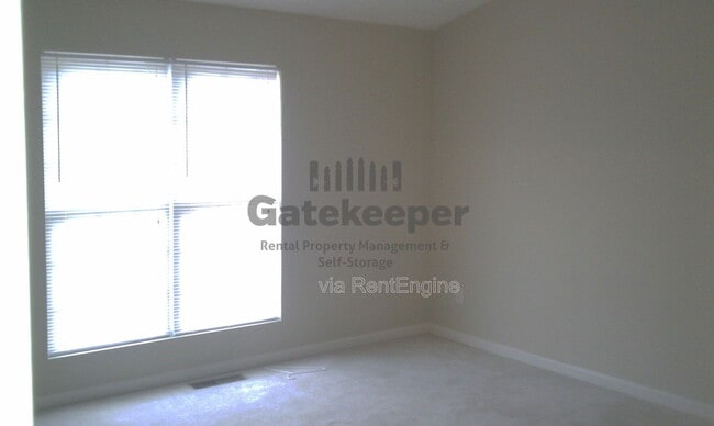 Building Photo - 5616 Union Pointe Dr