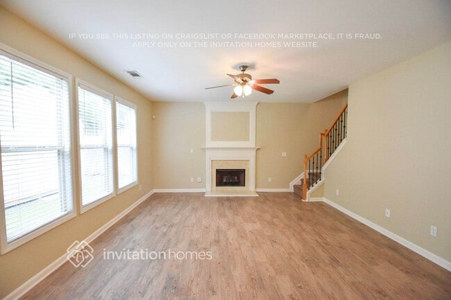 Foto del edificio - 1681 Stoney Chase Dr