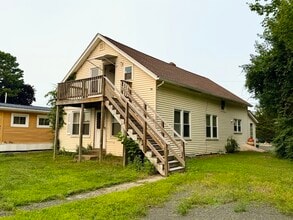 Building Photo - 70 Klondike Ave
