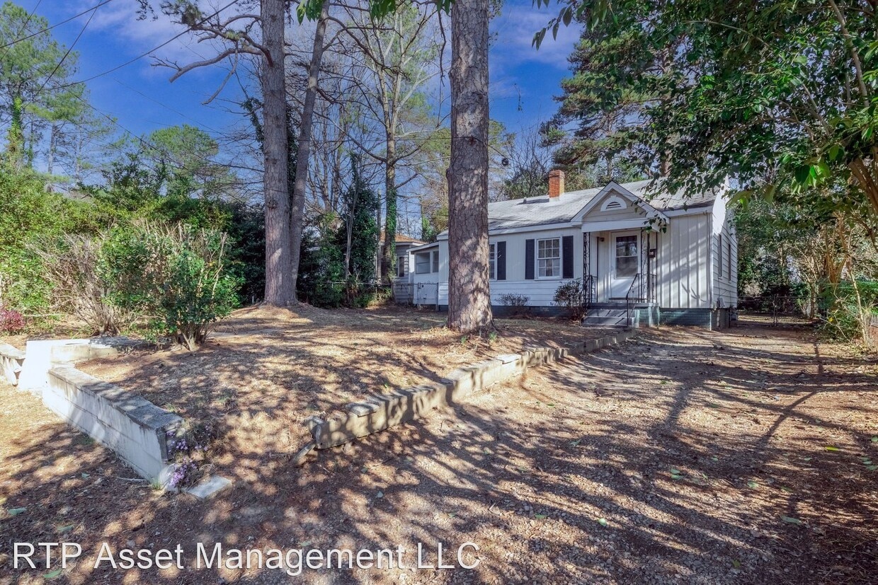 Primary Photo - 2 br, 1 bath House - 110 Turner St