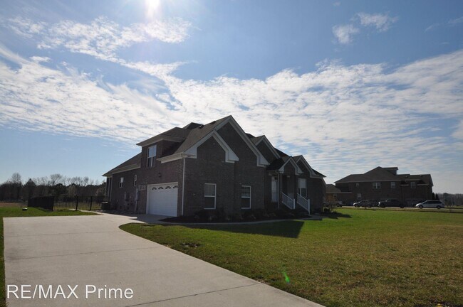 Building Photo - 4 br, 3.5 bath House - 1405 Paul Eason Drive