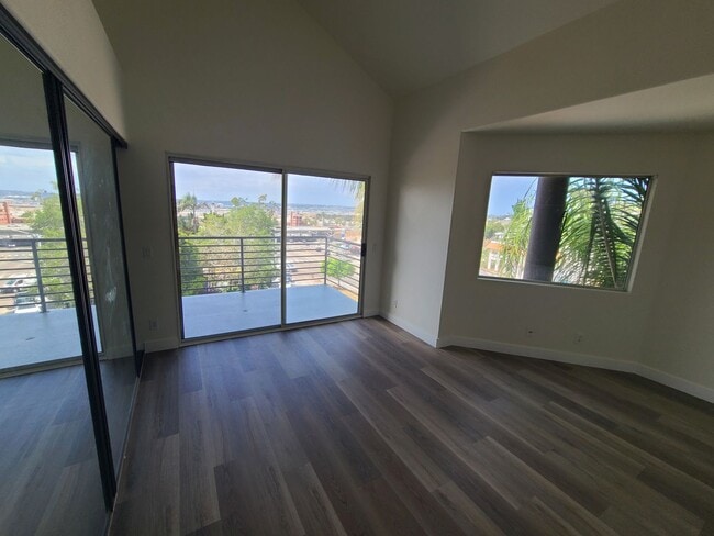 Foto del edificio - 2 Bed/2.5 Bath plus Large Bonus Room - For...