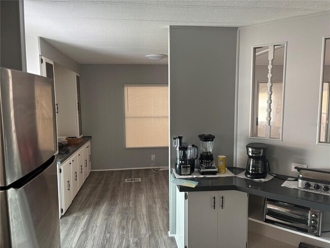 Building Photo - 808 53rd Ave Dr E