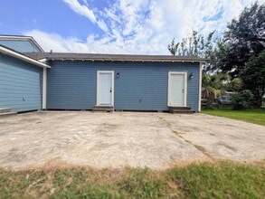 Building Photo - 316 Kirkman St