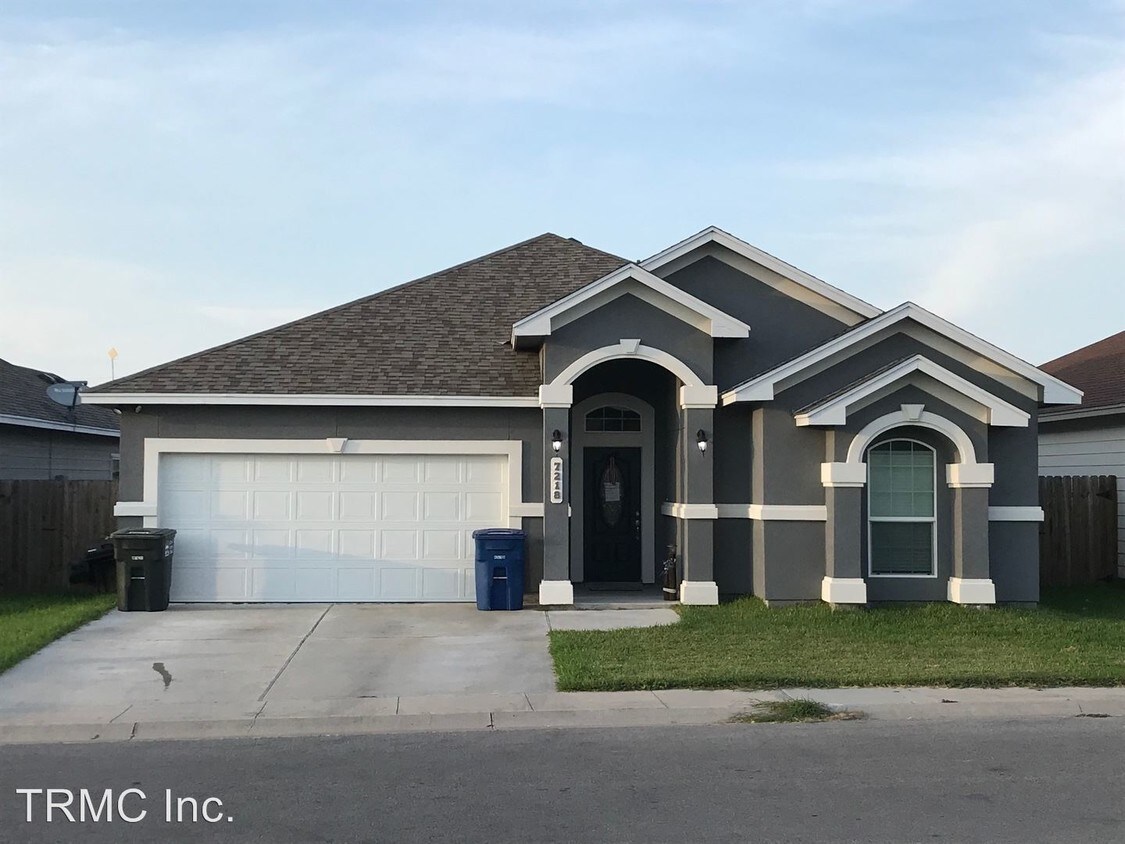 Primary Photo - 3 br, 2 bath House - 7218 LAKE PLACID DR.