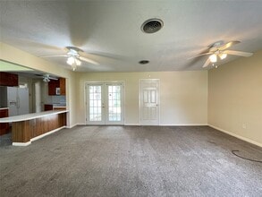 Building Photo - 140 Laurel St