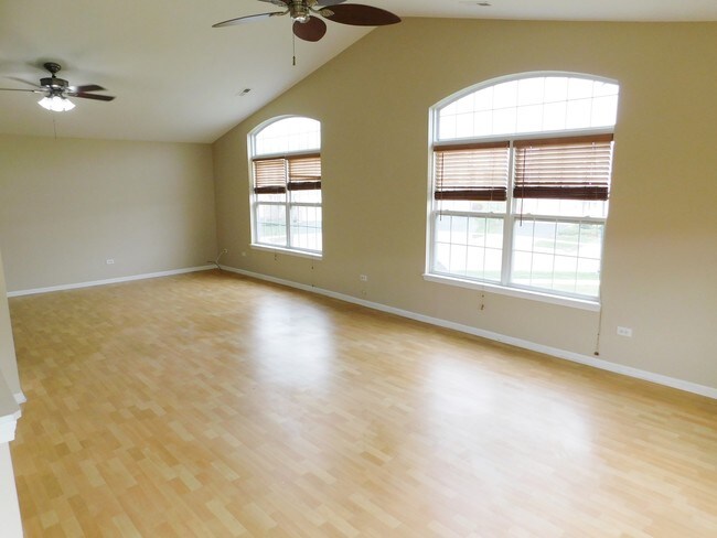 Foto del edificio - 1716 Fieldstone Ct