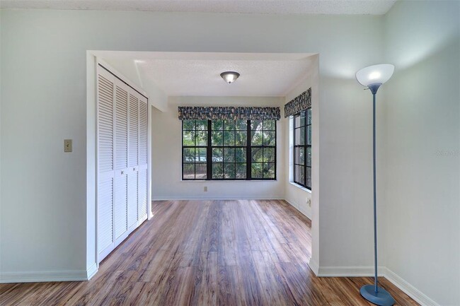 Building Photo - 2400 Winding Creek Blvd