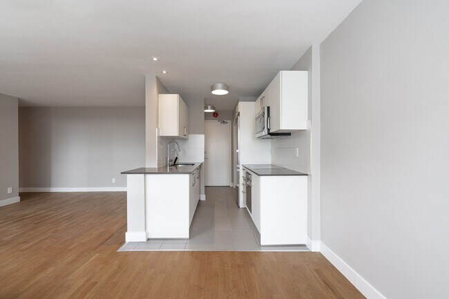 Photo du bâtiment - 95 Jameson Ave