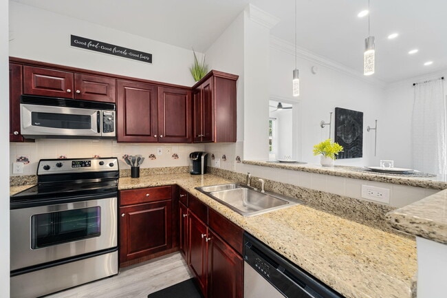 Foto del edificio - 11780 St Andrews Place