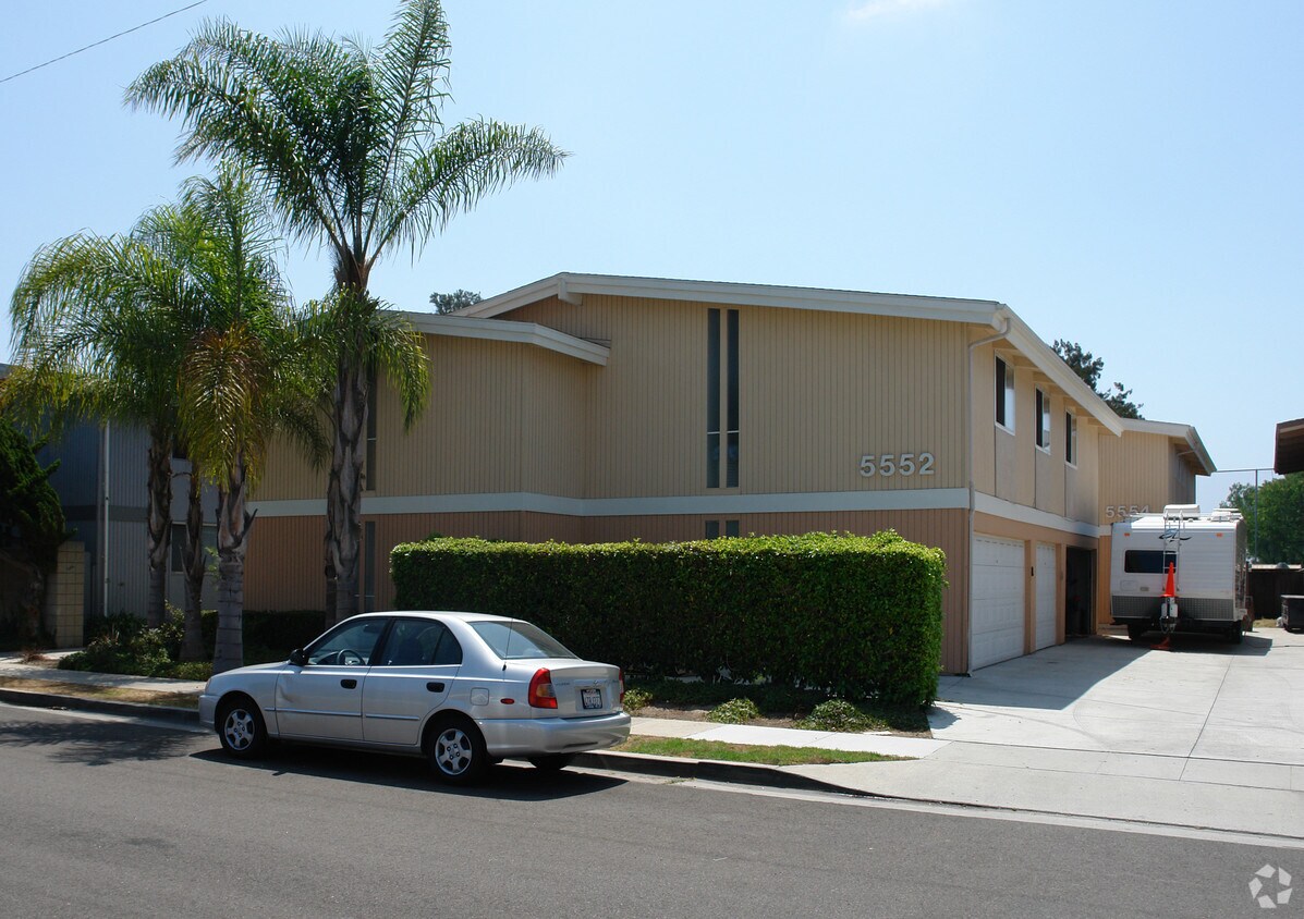 Primary Photo - 5552-5554 Fernhill Cir
