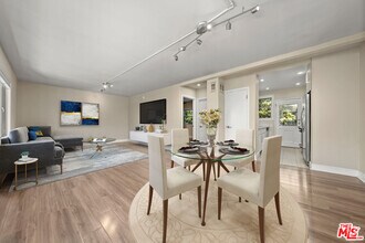 Building Photo - 8555 Sherwood Dr