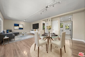 Building Photo - 8555 Sherwood Dr
