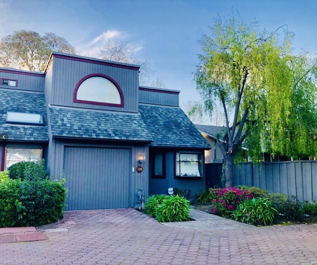 Foto principal - Your Serene Sanctuary Awaits – 2 Bed, 3 Ba...