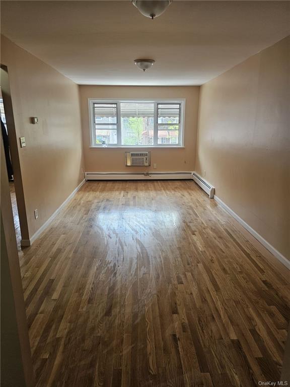 Foto del edificio - 3421 Barker Ave