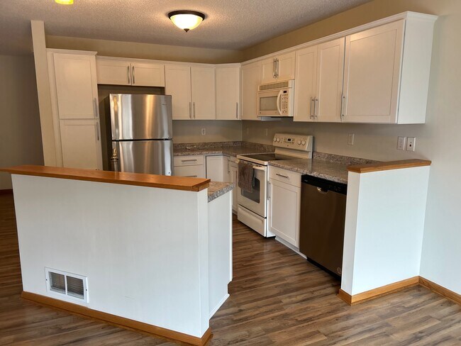 Foto del edificio - 14161 Wilds Path NW