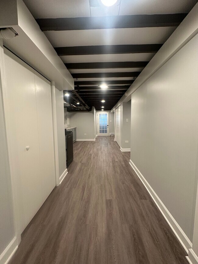 Foto del edificio - 3016 S Throop St