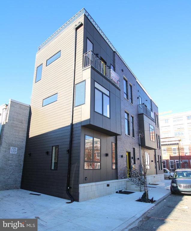 Building Photo - 1402 Ellsworth St
