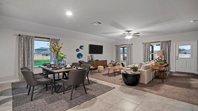 Foto del edificio - 5912 Harvey Gap Ln